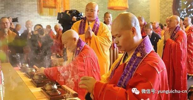 纯闻大和尚赴云门寺参加佛源老和尚圆寂十周年纪念法会 纯闻大和尚赴云门寺参加佛源老和尚圆寂十周年纪念法会