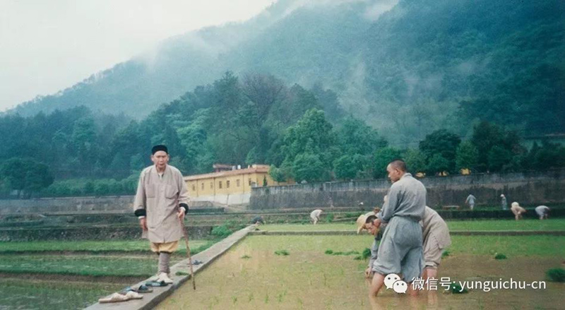 纯闻大和尚赴云门寺参加佛源老和尚圆寂十周年纪念法会 纯闻大和尚赴云门寺参加佛源老和尚圆寂十周年纪念法会