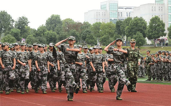 800字大学新生军训心得体会范文 800字大学新生军训心得体会范文
