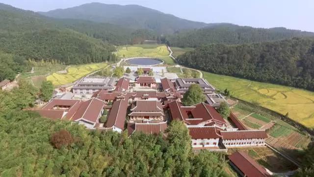 纯闻大和尚出席中国佛教协会汉传佛教教务教风委员会会议 纯闻大和尚出席中国佛教协会汉传佛教教务教风委员会会议