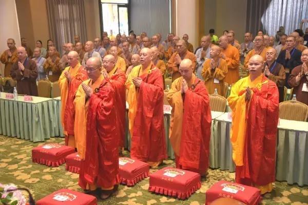 纯闻大和尚出席中国佛教协会汉传佛教教务教风委员会会议 纯闻大和尚出席中国佛教协会汉传佛教教务教风委员会会议