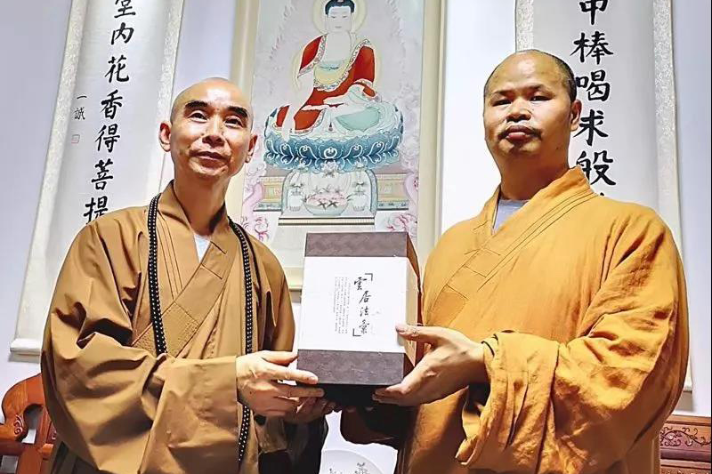 宁波市佛教代表团来云居山参访礼祖 宁波市佛教代表团来云居山参访礼祖