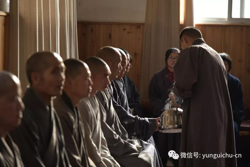 山穷水尽逼匝处 心花迸裂彻性天——云居山下院庆云禅寺春季禅七如期举行 山穷水尽逼匝处 心花迸裂彻性天——云居山下院庆云禅寺春季禅七如期举行