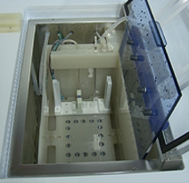 VACUUM METAL ETCHER
