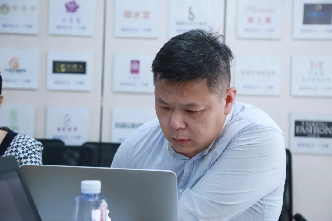 2019年：跑起来就对了|葆蒂兰国际-美地港医疗2019上半年度经营管理会隆重召开