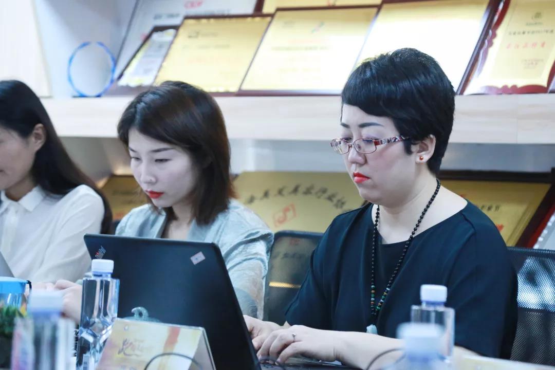 2019年：跑起来就对了|葆蒂兰国际-美地港医疗2019上半年度经营管理会隆重召开