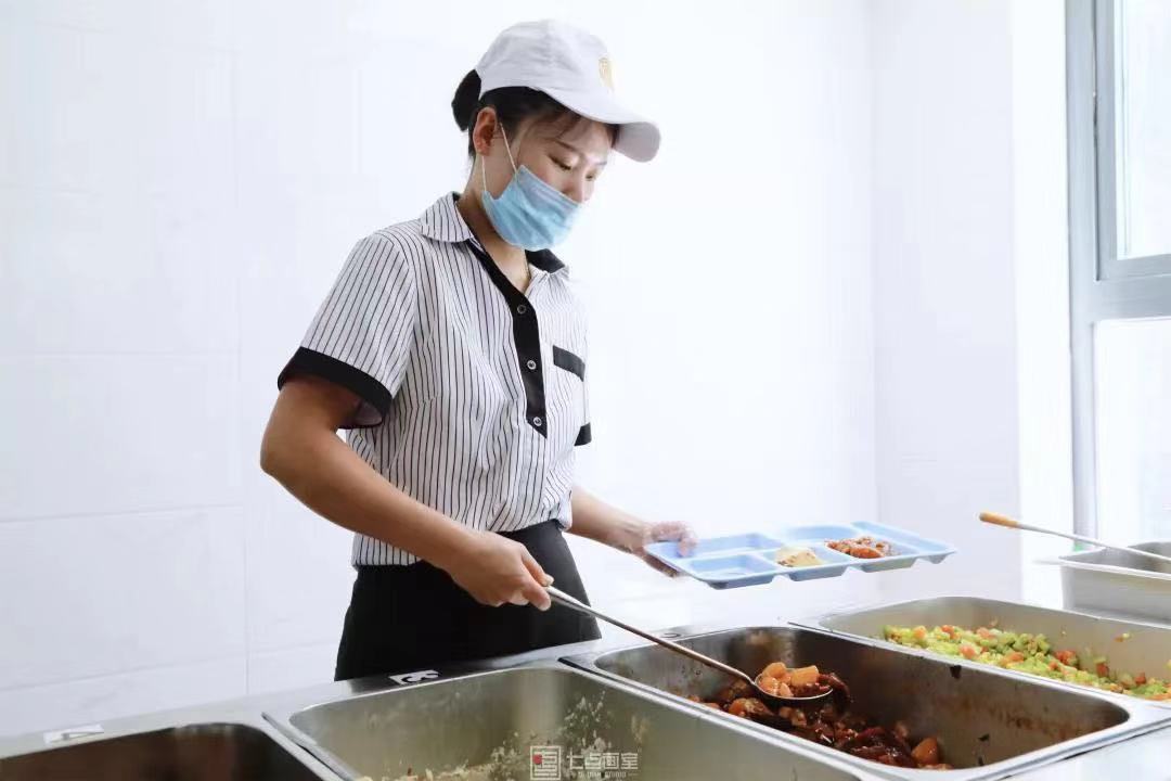 七点画室:我们有一群超A的幕后守护者 七点画室:我们有一群超A的幕后守护者