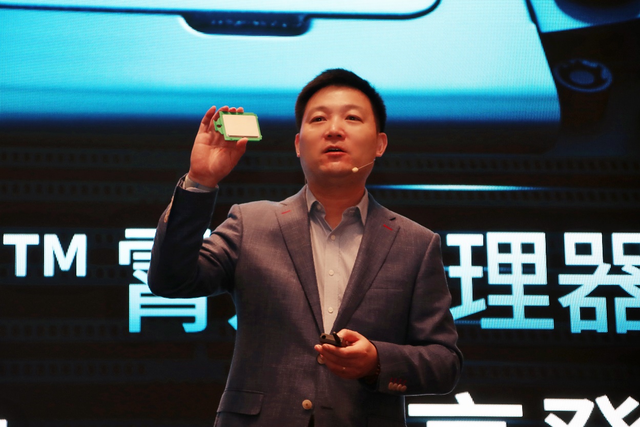 AMD第二代EPYC系列处理器巡展活动在深圳火热上演 AMD第二代EPYC系列处理器巡展活动在深圳火热上演