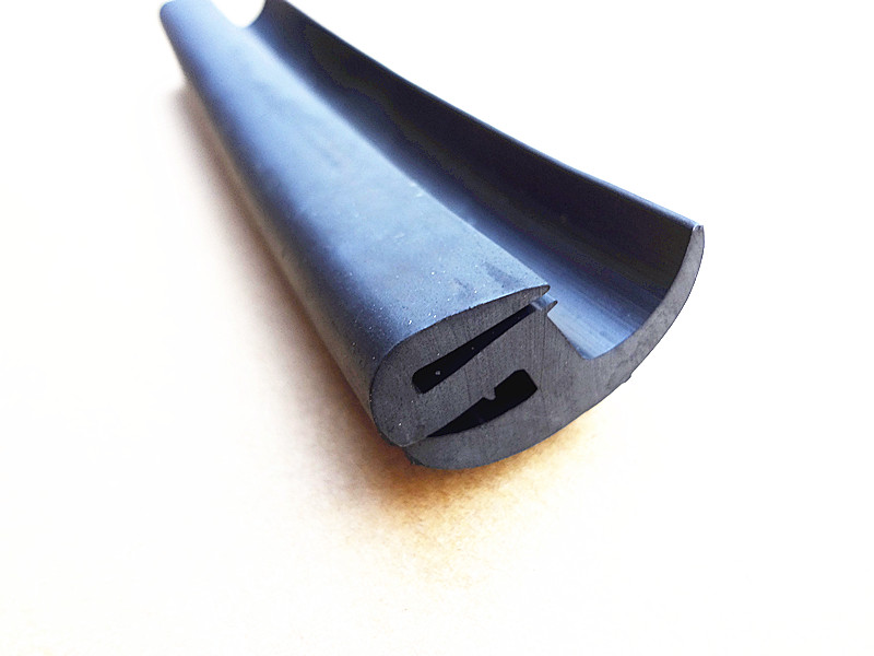 Rubber extrusion and rubber seals