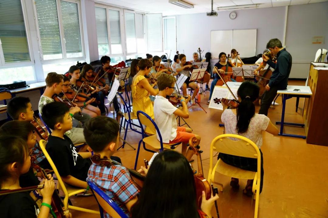首席猫9月开学季:惊喜大礼包+大师音乐会开学福利送不停 首席猫9月开学季:惊喜大礼包+大师音乐会开学福利送不停
