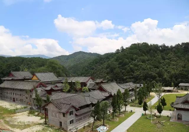 云居山真如禅寺下院庆云禅寺“五一”居士禅修班招生通启 云居山真如禅寺下院庆云禅寺“五一”居士禅修班招生通启