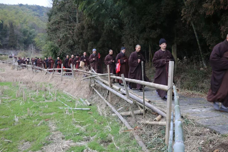 法轮常转不舍精进 万象更迭共贺新春——天上云居隆庆己亥新年 法轮常转不舍精进 万象更迭共贺新春——天上云居隆庆己亥新年