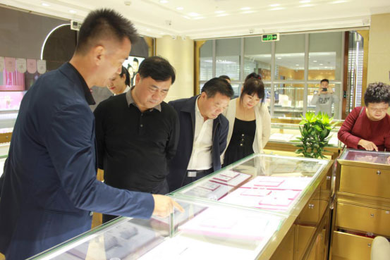 衡阳珠宝产业考察团考察深圳珠宝产业 衡阳珠宝产业考察团考察深圳珠宝产业