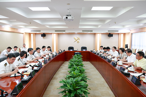 倪岳峰在署会见清华大学党委书记陈旭 倪岳峰在署会见清华大学党委书记陈旭