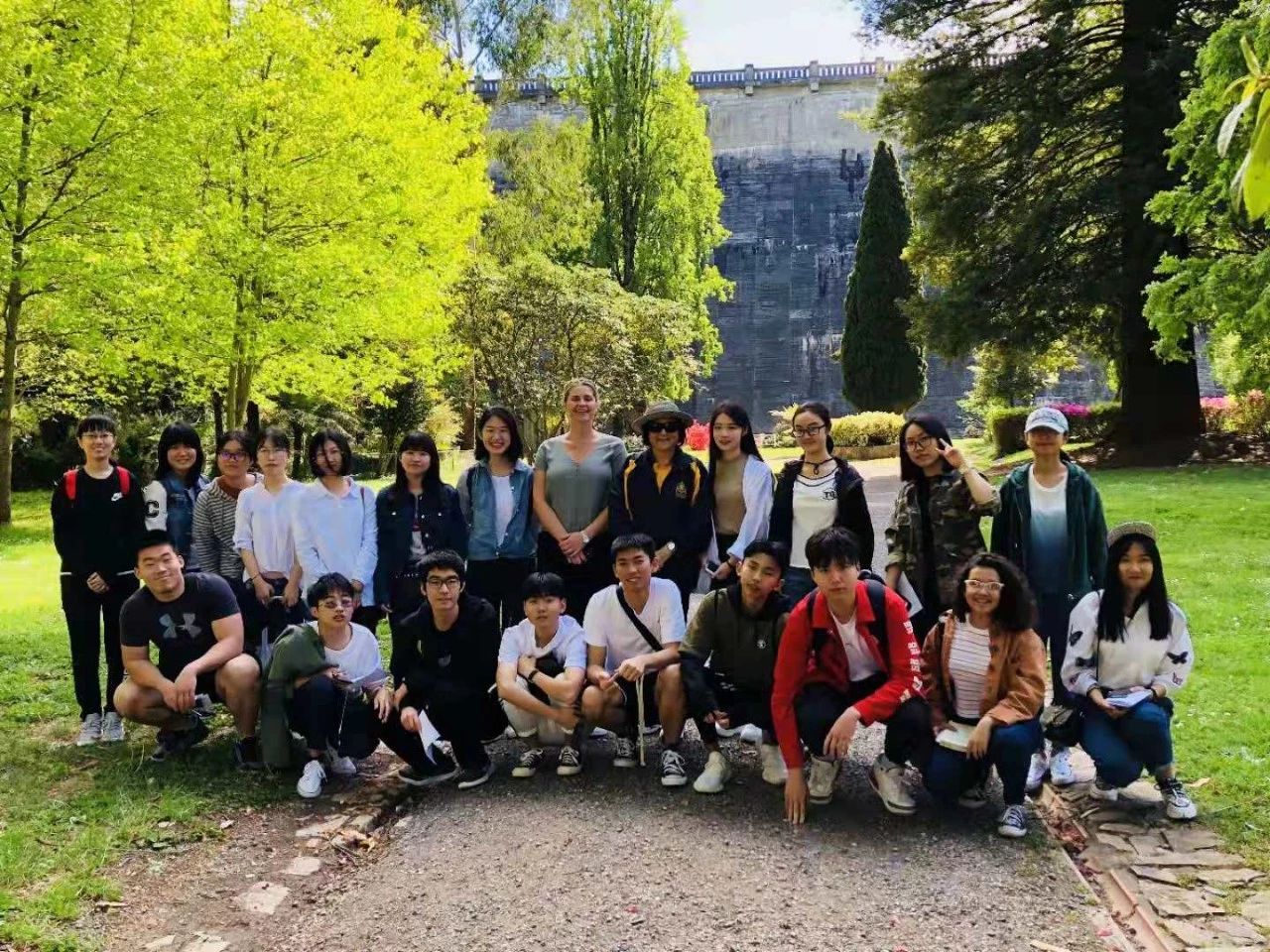墨尔本博文中学(公立中学前5/274)招生快讯 墨尔本博文中学(公立中学前5/274)招生快讯