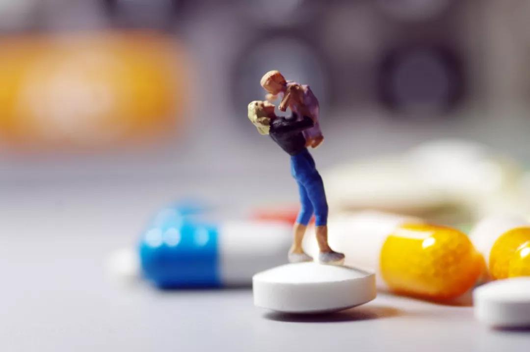 雄远荐读 | 假药、劣药如何界定?新修订的《药品管理法》明确了 雄远荐读 | 假药、劣药如何界定?新修订的《药品管理法》明确了