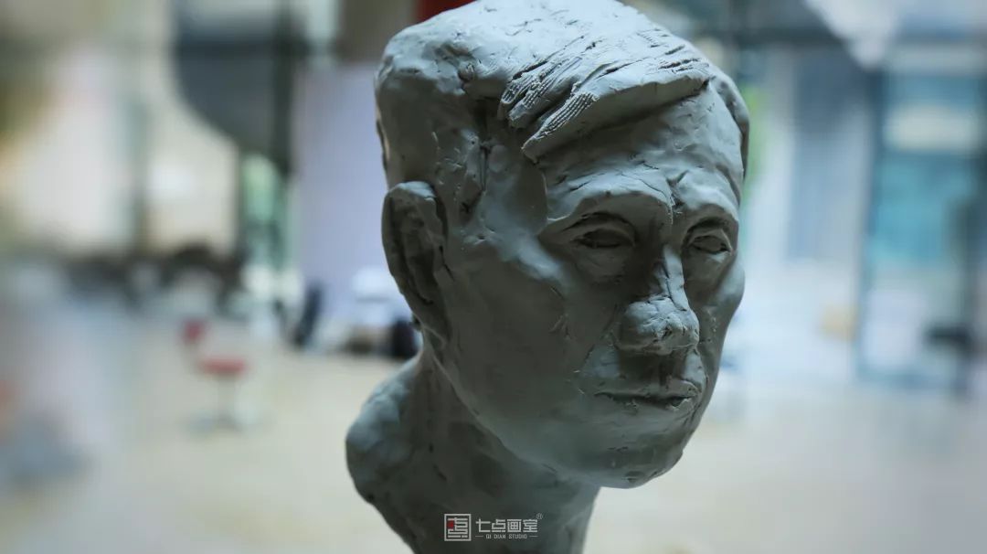 我们一起在美术馆“玩泥巴” 我们一起在美术馆“玩泥巴”