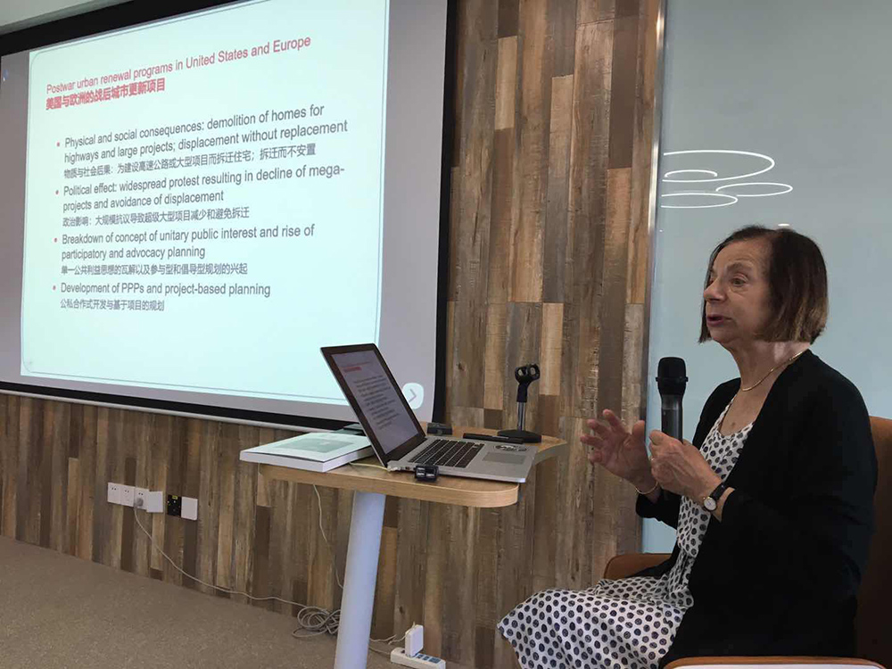 我院邀请哈佛大学苏珊·费恩斯坦(Susan S.Fainstein)教授来我院做学术报告 我院邀请哈佛大学苏珊·费恩斯坦(Susan S.Fainstein)教授来我院做学术报告