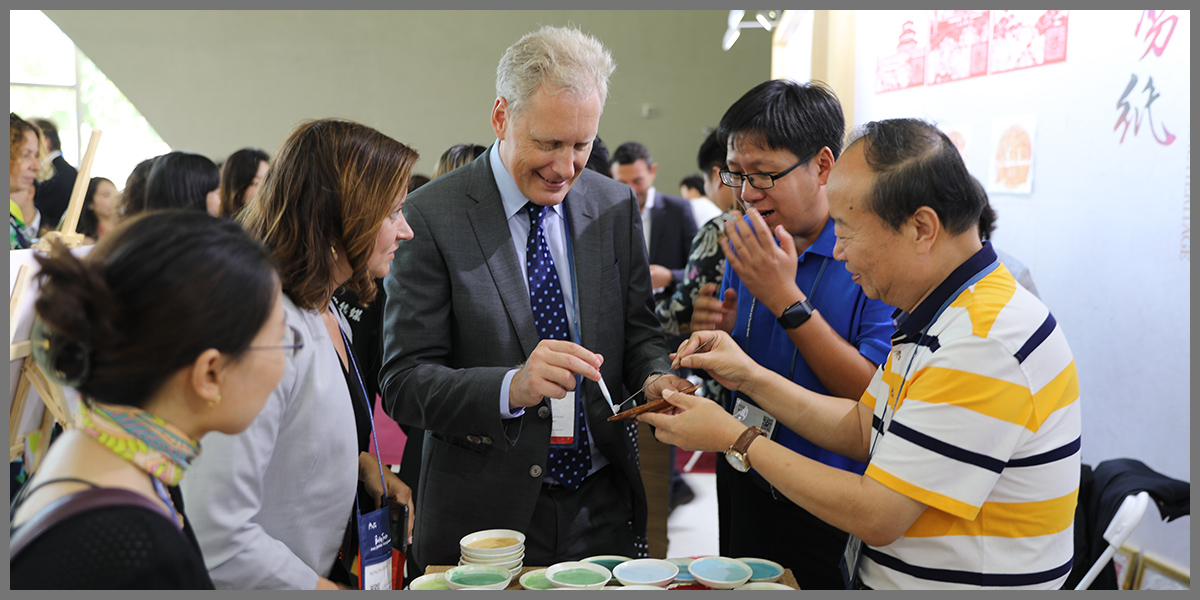 珐琅厂全程助力 2019北京入境旅游全球战略合作伙伴会议