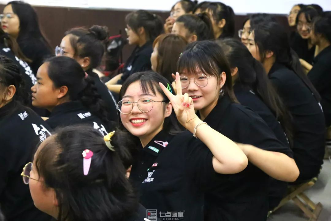这样的夏令营来一百次都不觉得腻 这样的夏令营来一百次都不觉得腻