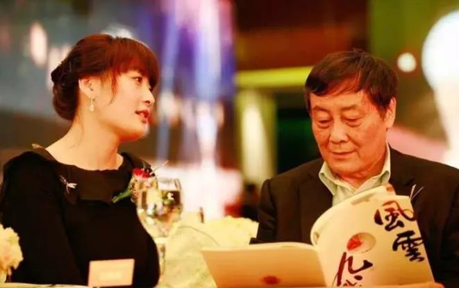 潘石屹向哈佛捐赠1500万美元只为儿子上学?大佬们在子女教育上惊人地相似 潘石屹向哈佛捐赠1500万美元只为儿子上学?大佬们在子女教育上惊人地相似