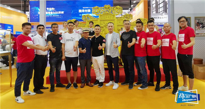 金六福吉祥闪耀亮相2019深圳国际珠宝展 金六福吉祥闪耀亮相2019深圳国际珠宝展