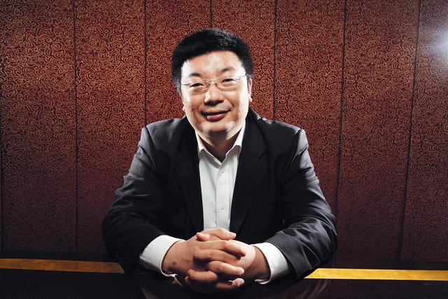 16亿万富豪江南春,跟显而易见的真理反着走! 16亿万富豪江南春,跟显而易见的真理反着走!