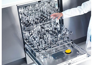 快速装载和有效利用机柜空间 - Miele EasyLoad系统 快速装载和有效利用机柜空间 - Miele EasyLoad系统