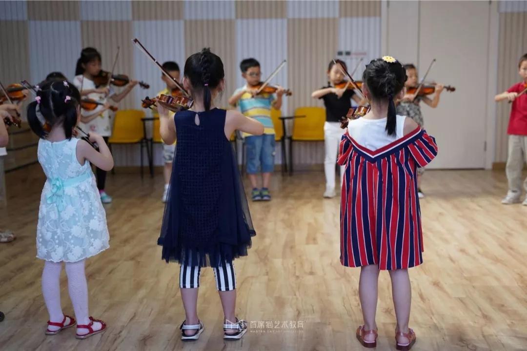 新学期超级公开课开启报名丨解决选曲难题,现场学拉新曲子! 新学期超级公开课开启报名丨解决选曲难题,现场学拉新曲子!