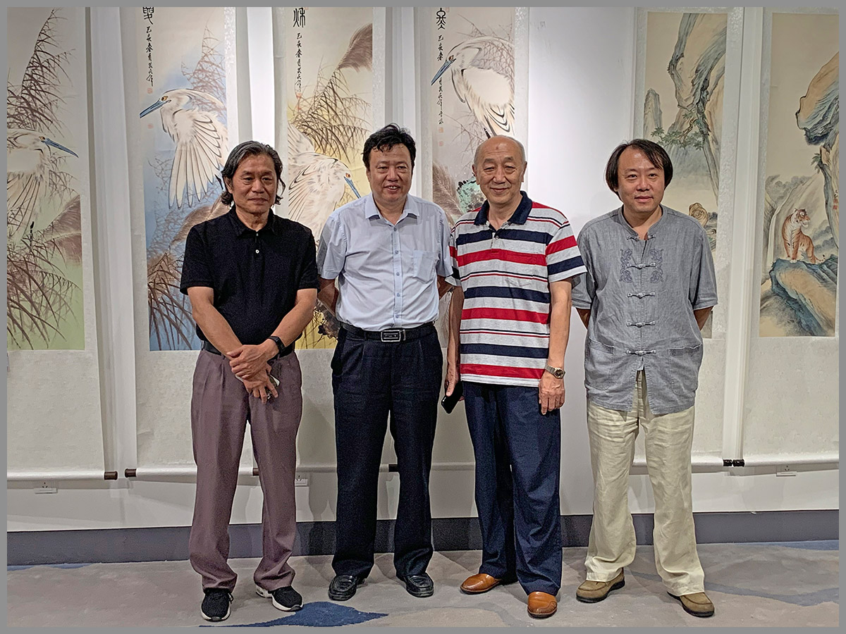 北京弘钰博古玩城举办“翰海画院四条屏书画展”