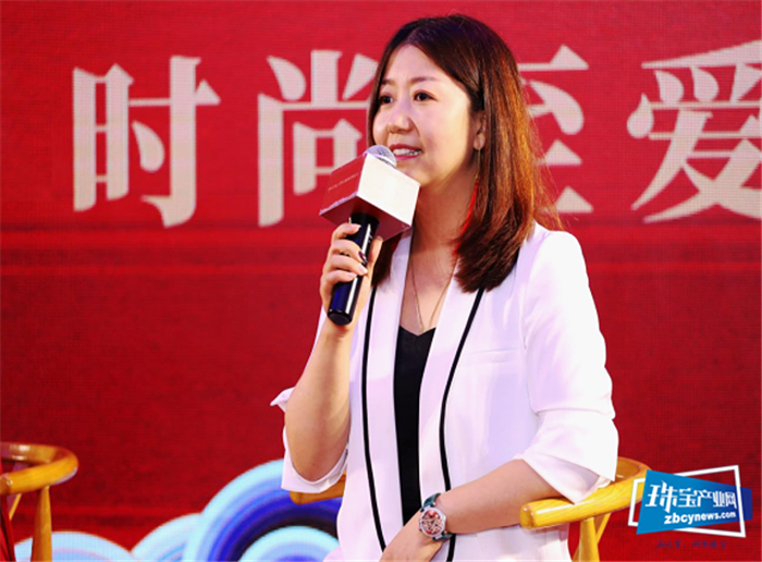 大国工匠掌舵“深圳速度” 中国珠宝领航“世界潮流” ——《2019 中国文化与珠宝创新发展论坛》圆满落幕 大国工匠掌舵“深圳速度” 中国珠宝领航“世界潮流” ——《2019 中国文化与珠宝创新发展论坛》圆满落幕