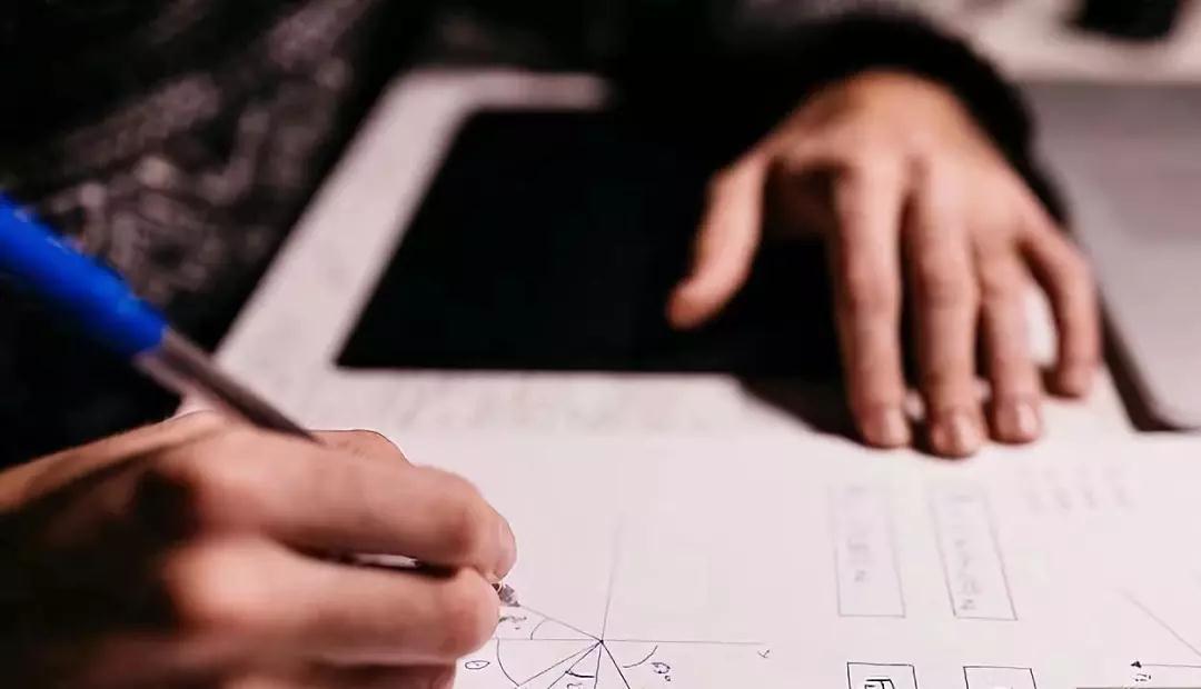 si家庭教育:开学陪孩子做作业,你还在“亲子互虐”吗? si家庭教育:开学陪孩子做作业,你还在“亲子互虐”吗?