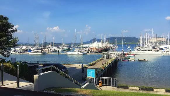 普吉岛迈考海滩/海景别墅UBM 普吉岛迈考海滩/海景别墅UBM