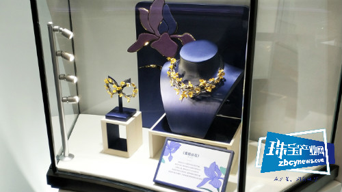 爱丽丝珠宝参展香港国际珠宝展 十大国花艺术艺术珠宝惊艳国际之都 爱丽丝珠宝参展香港国际珠宝展 十大国花艺术艺术珠宝惊艳国际之都