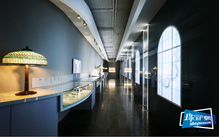 匠心妙艺——蒂芙尼180年创新艺术与钻石珍品展 众星熠熠