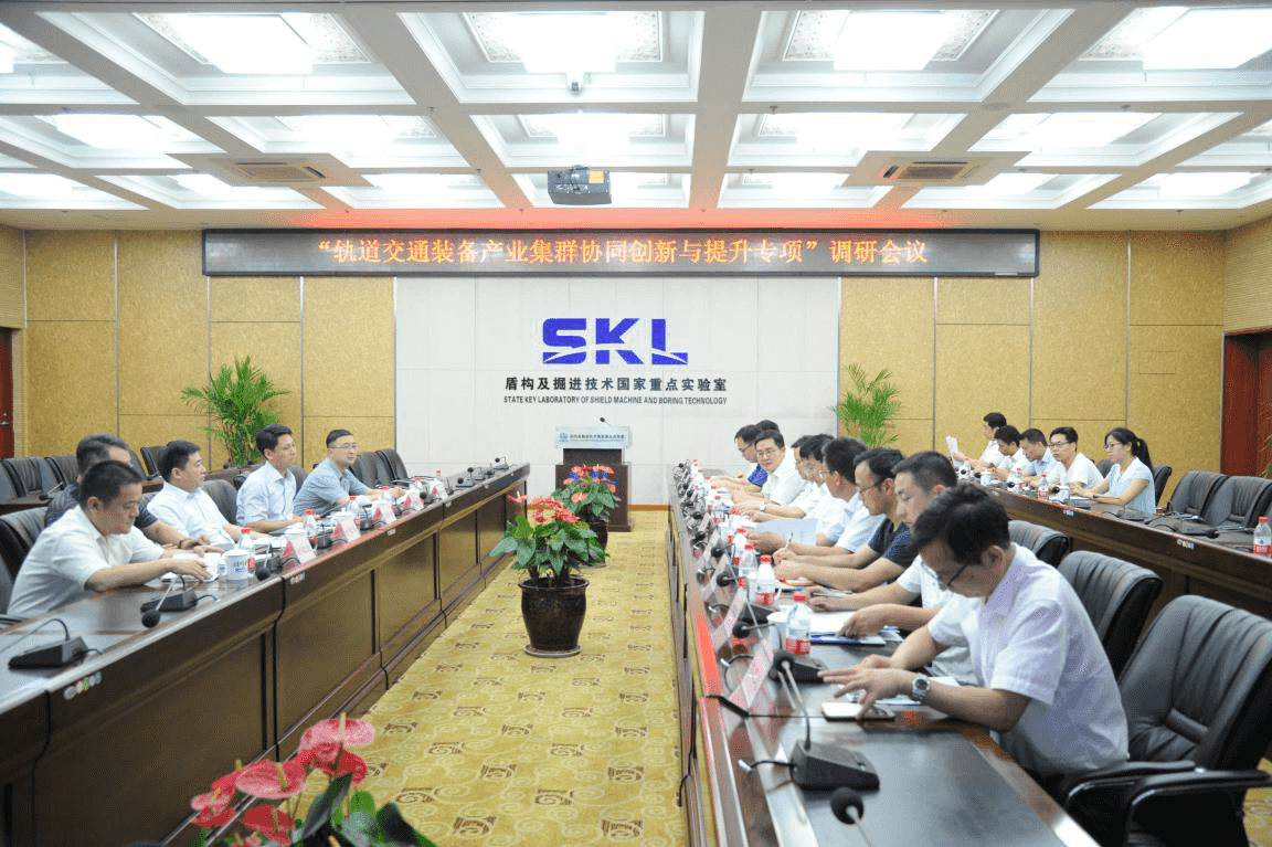 河南省科技厅领导调研国家重点实验室产业集群专项情况
