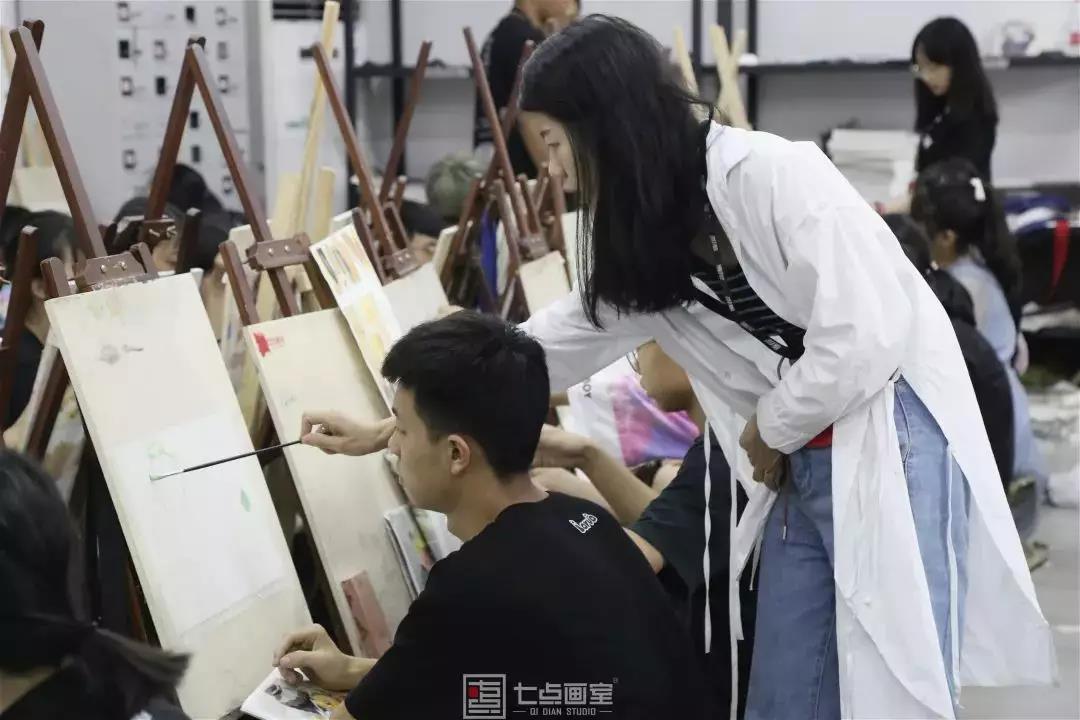 黄金床位开抢|七点画室寒假冲刺班报名窗口限时开放! 黄金床位开抢|七点画室寒假冲刺班报名窗口限时开放!