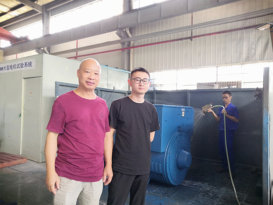 公司多台1500kW轴带船机顺利通过淋雨试验 公司多台1500kW轴带船机顺利通过淋雨试验