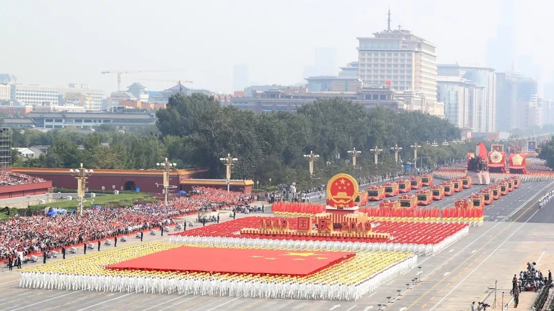 盐津铺子张学武董事长受邀参加国庆70周年大阅兵观礼！