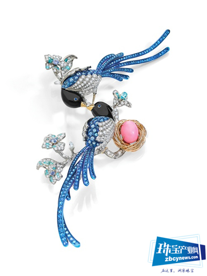 ANNA HU“敦煌琵琶黄钻项链”再创当代华人珠宝艺术家作品拍卖最高记录