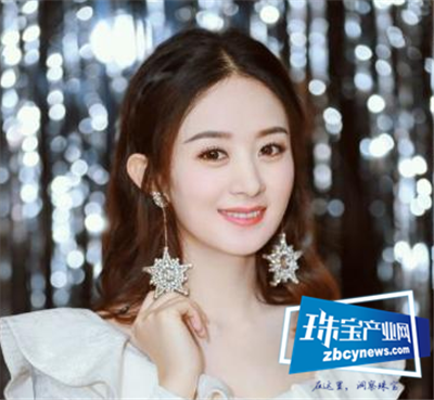 清纯赵丽颖搭配秘籍:钟爱钻石,看她如何将珠宝魅力发挥极致! 清纯赵丽颖搭配秘籍:钟爱钻石,看她如何将珠宝魅力发挥极致!
