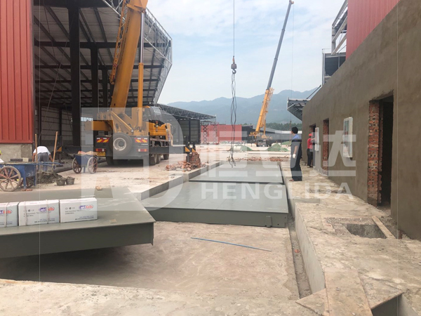 四川省宜宾市筠连县3*15米100吨地磅安装完成 四川省宜宾市筠连县3*15米100吨地磅安装完成