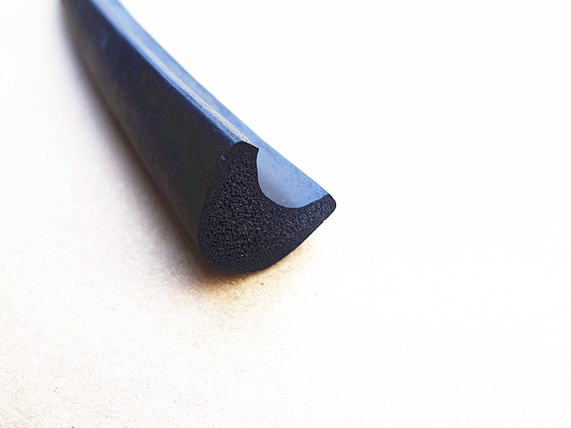 EPDM rubber door and window seal strip