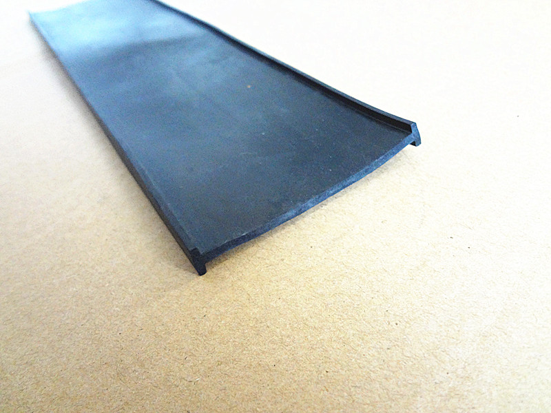 Extruded EPDM RUBBER SEAL STRIP