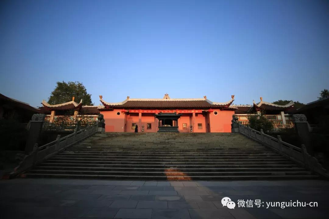 四海升平 亿兆安乐——云居山真如禅寺隆庆建国七十周年 四海升平 亿兆安乐——云居山真如禅寺隆庆建国七十周年