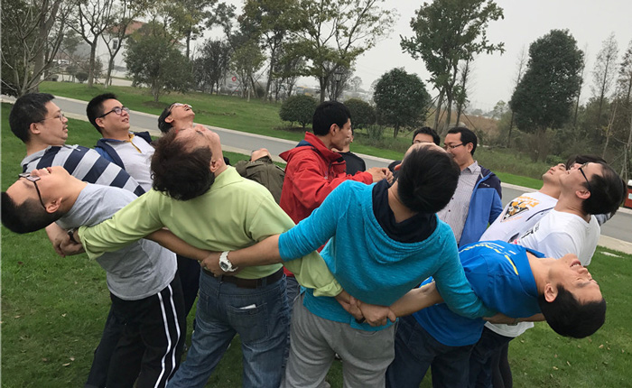 每次拓展训练之前为什么都会有“破冰”环节 每次拓展训练之前为什么都会有“破冰”环节