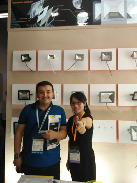 Homi Achieved Great Success with HK Lighting Fair Autumn Version Homi Achieved Great Success with HK Lighting Fair Autumn Version