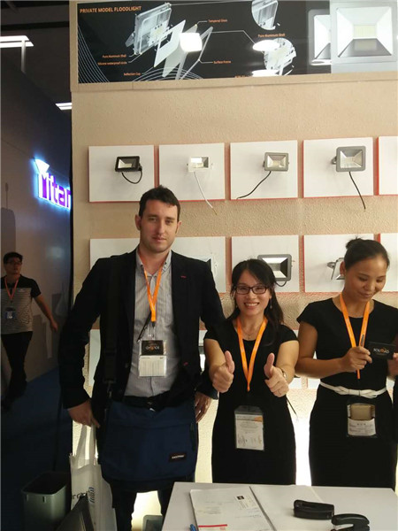 Homi Achieved Great Success with HK Lighting Fair Autumn Version Homi Achieved Great Success with HK Lighting Fair Autumn Version