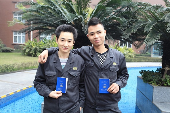 Five Staffs of Hongjin Received the National Vocational Qualification Level Certificates