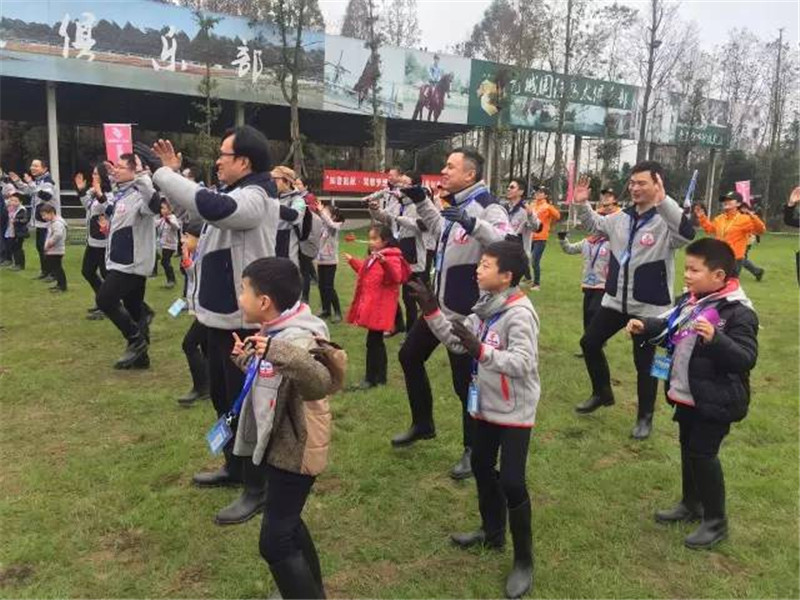 “知音起航·駕馭夢(mèng)想”國(guó)航會(huì)員親子活動(dòng)圓滿收官